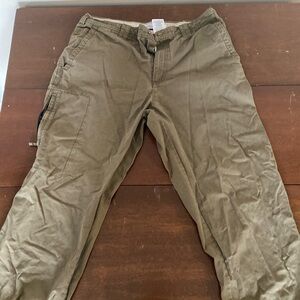 Columbia 36 waist Olive green Cargos.